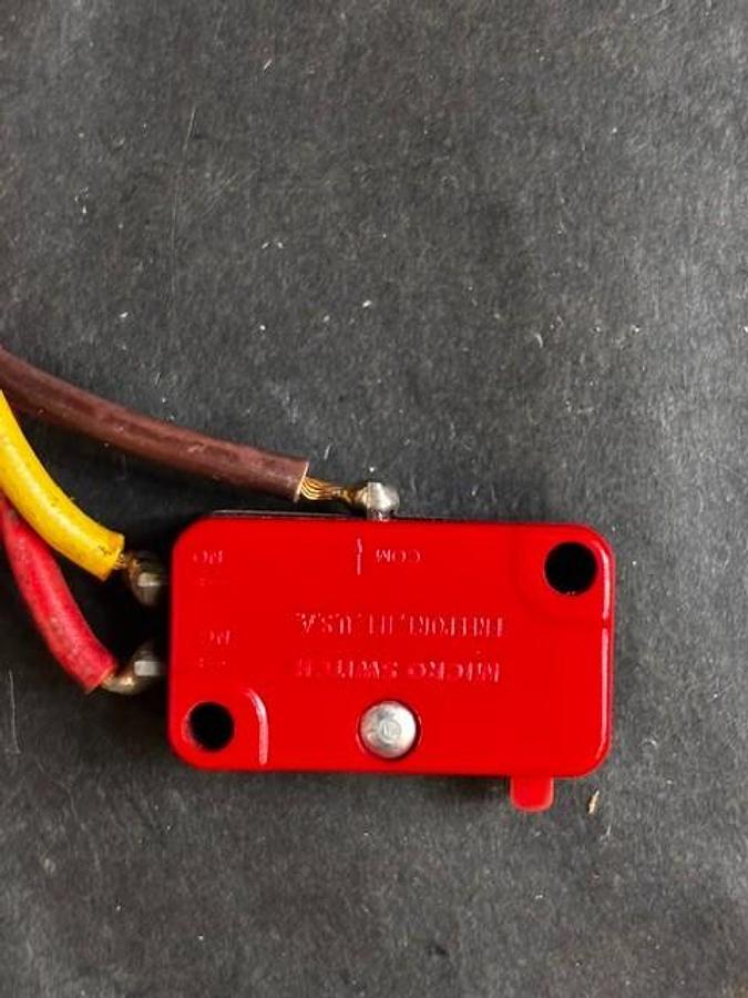 Used HONEYWELL V3-115 LIMIT SWITCH - GROUP OF 3 ($9 OBO)