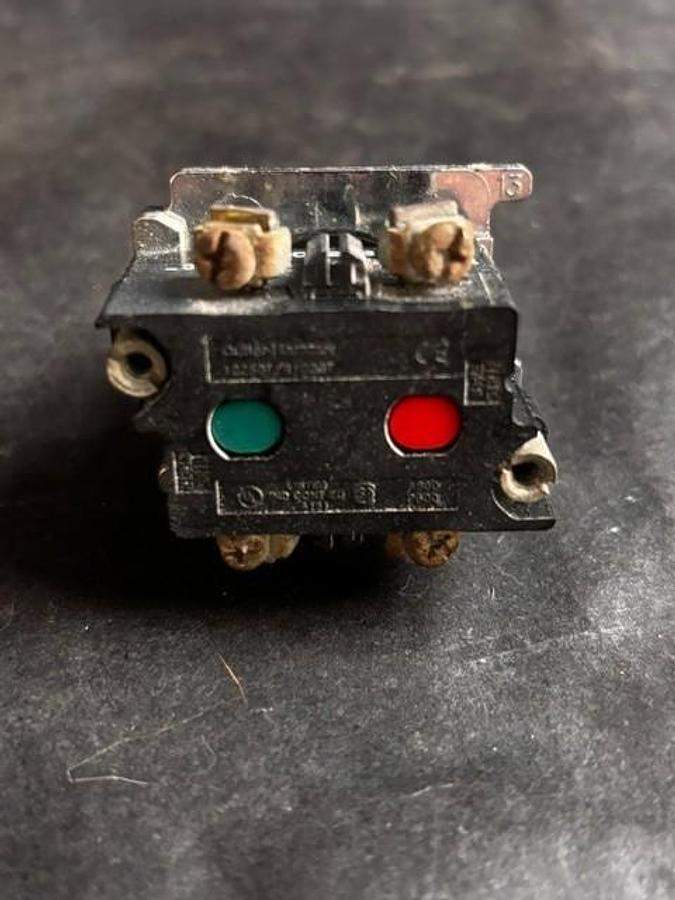 Used CUTLER-HAMMER 10250T SELECTOR SWITCH ($12 OBO)