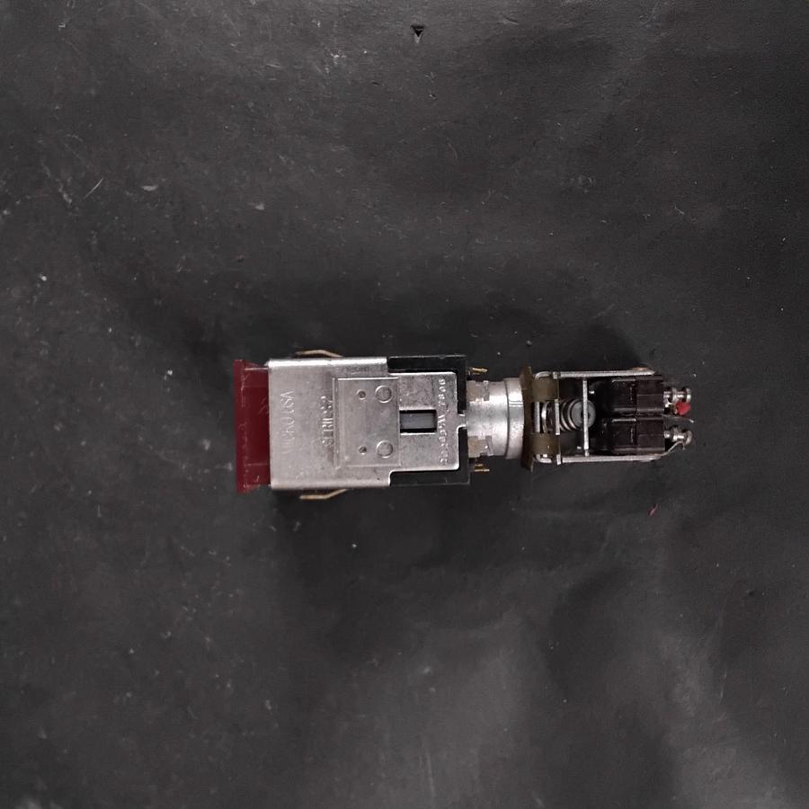 Used HONEYWELL MICROSWITCH SERIES 2 SWITCH ASSEMBLY ($15 OBO)
