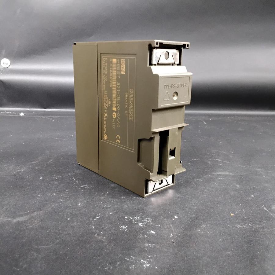 Used SIEMENS SIMATIC S7 6ES7 321-1BL00-0AA0 INPUT MODULE ($17 OBO)