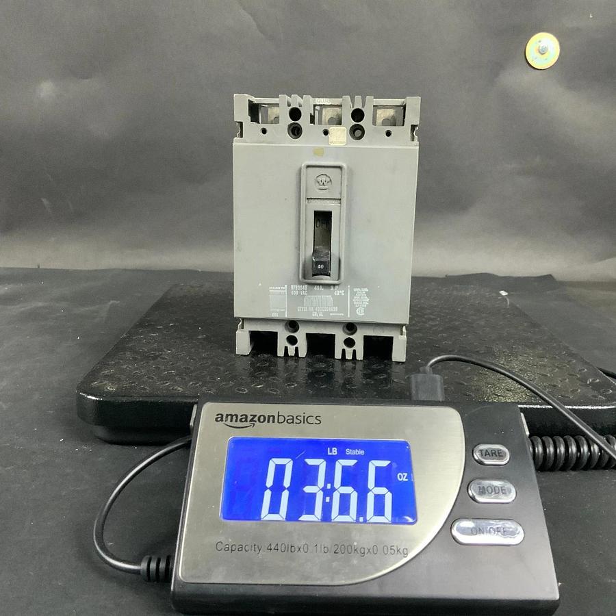 Used WESTINGHOUSE HFB3040 CIRCUIT BREAKER ($40 OBO)