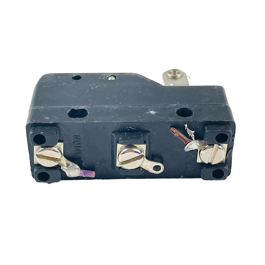 Used PIZZATO ELETTRICA MS 59 ROLLER LEVER MICROSWITCH 5A 250V AC15 ITH 16A SPDT