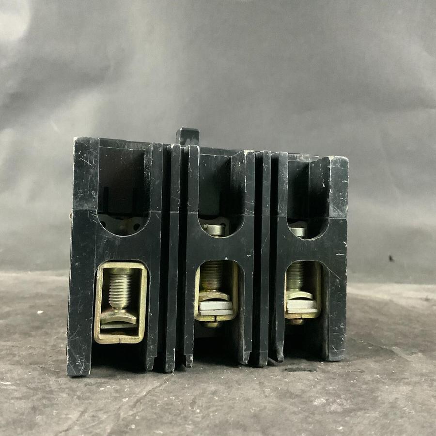 Used WESTINGHOUSE FHB3040 CIRCUIT BREAKER ($40 OBO)