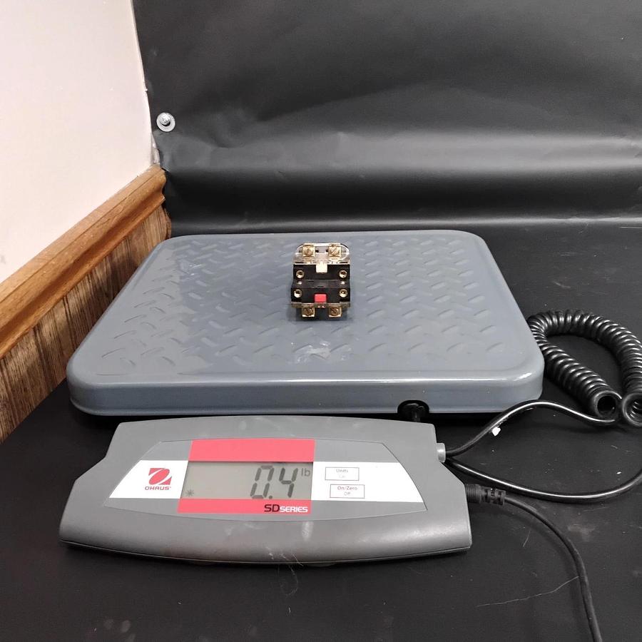 Used FURNAS 52SC6AE SER A KEYED SELECTOR SWITCH ($25 OBO)