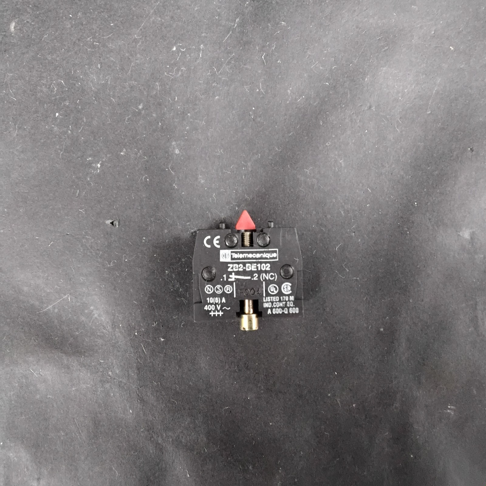 Used TELEMECANIQUE ZB2-BE102 CONTACT BLOCK ($5 OBO)