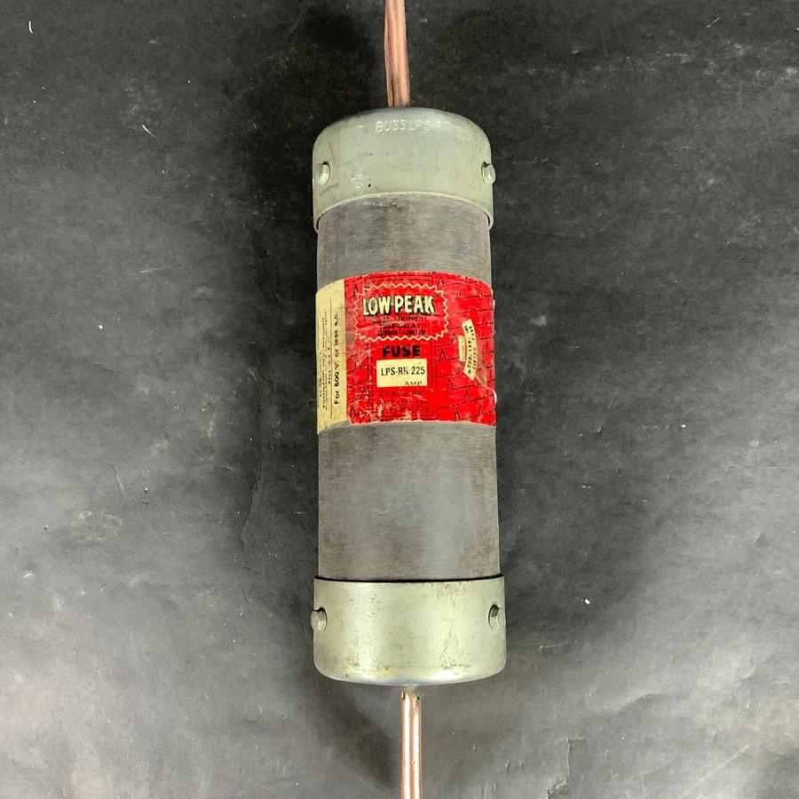 Refurbished BUSSMANN LPS-RK-225 LOW PEAK FUSE ($25 OBO) - REFURBISHED