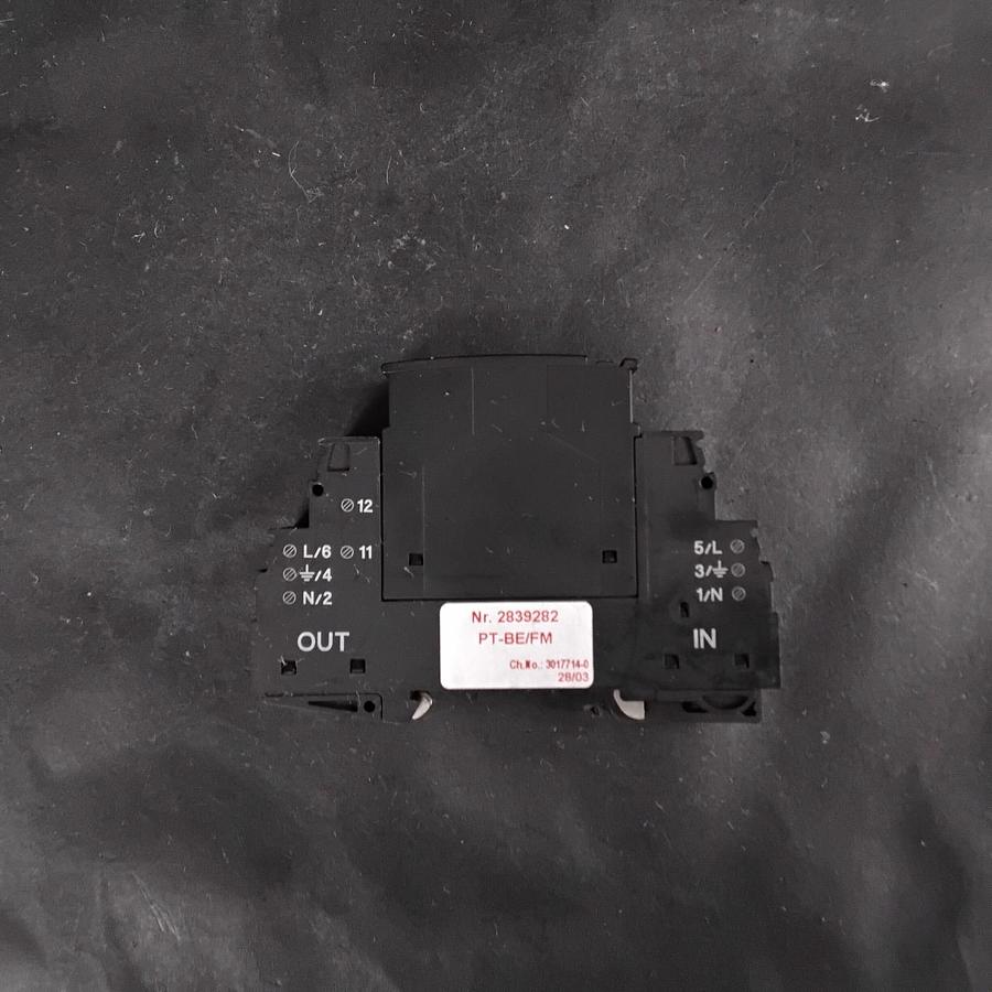 Used PHOENIX CONTACT PT 2-PE/S SURGE PROTECTOR ($28 OBO)
