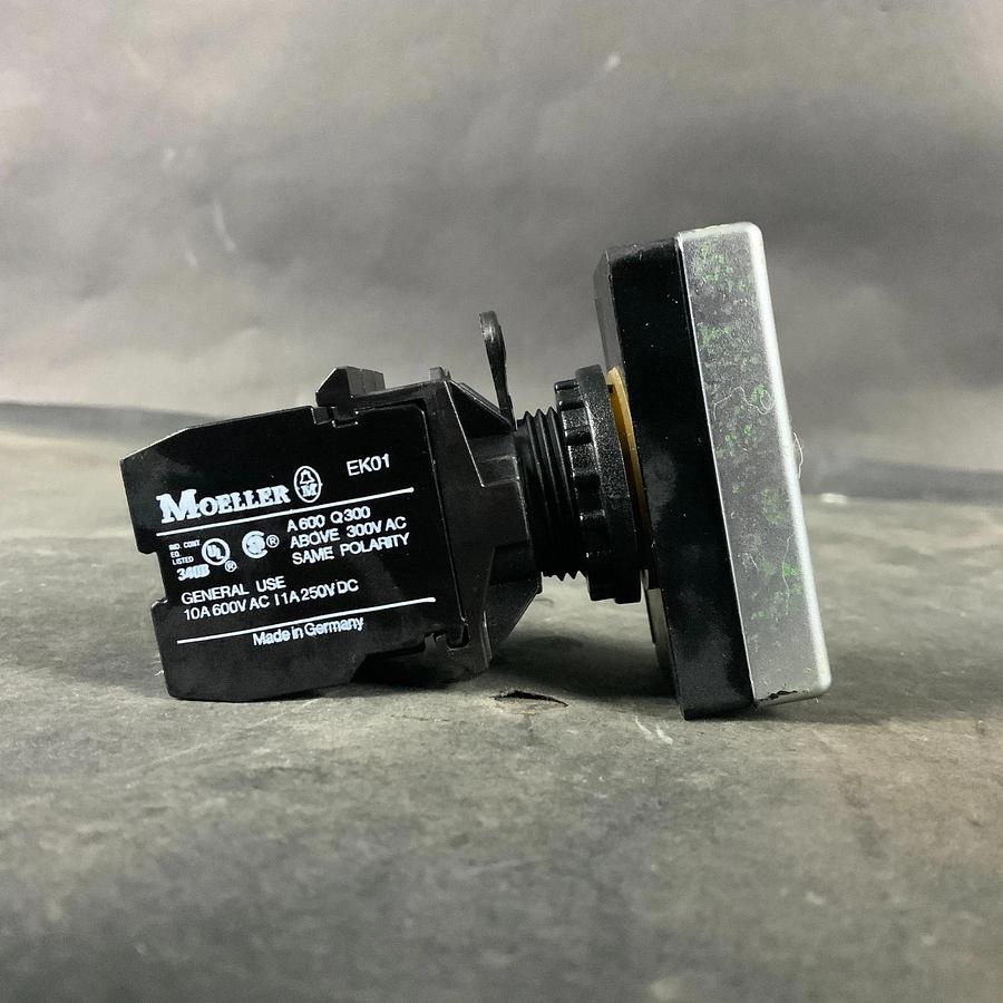 Used KLOCKNER MOELLER EK01 PUSHBUTTON ($12 OBO)