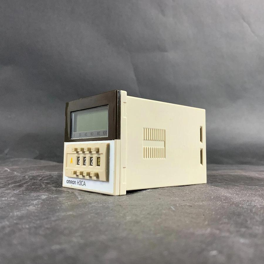 OMRON H3CA-8 SOLID STATE TIMER ($130 OBO)