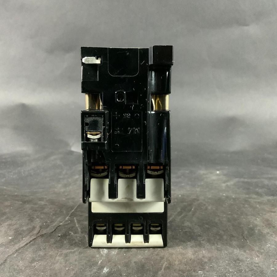 Used AEG LS27 572-24 CONTACTOR ($85 OBO)
