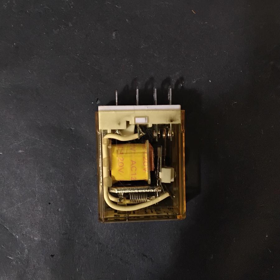 Used IDEC RH1B-U RELAY ($4 OBO)