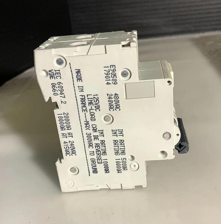 MERLIN GERIN MULTI9 C60N 6A-TYPE B ($39.99 OBO)