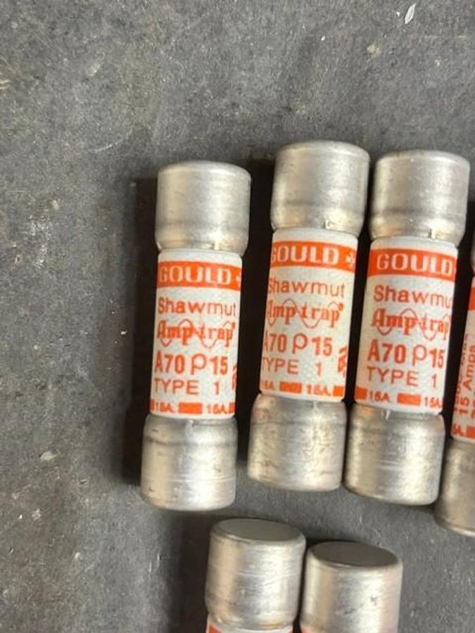 Used GOULD SHAWMUT A70P15 FUSES -GROUP OF 6