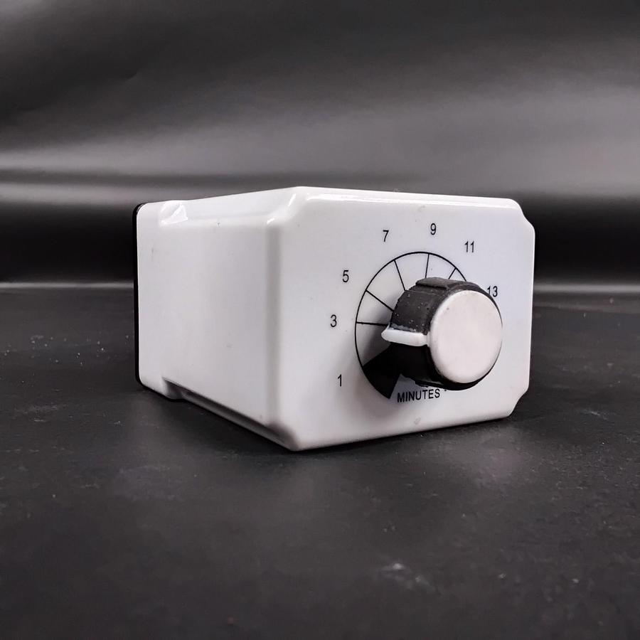 Used DAYTON 1EGB8 TIME DELAY RELAY ($45 OBO)