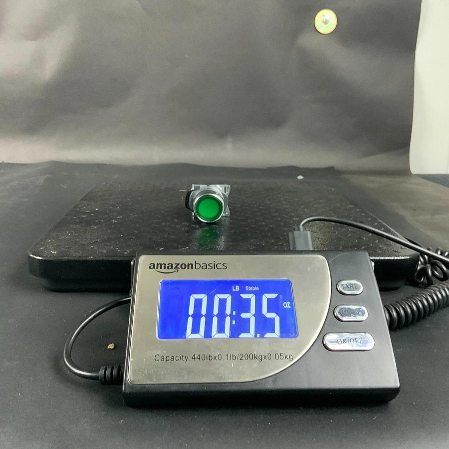 Used ALLEN BRADLEY 800F-Q3W SERIES B GREEN PUSH BUTTON ($30 OBO)