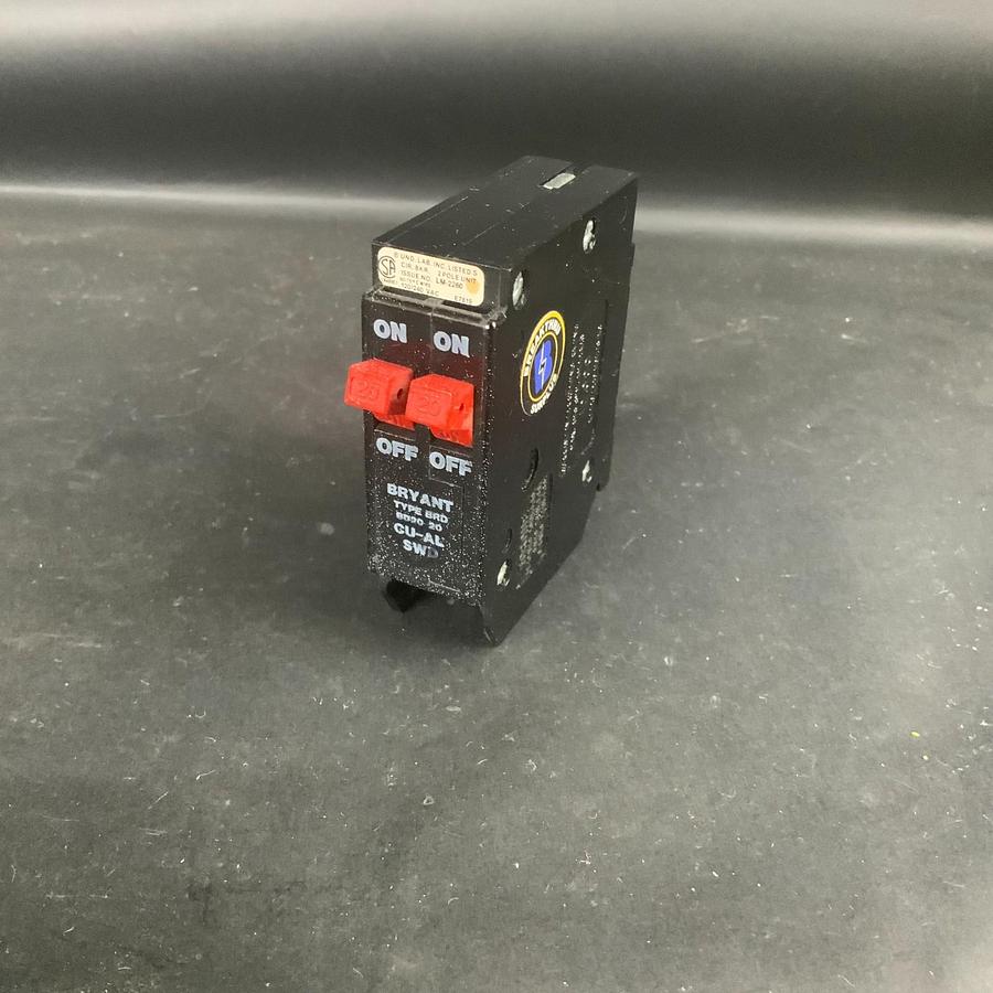 Used HUBBELL BRYANT BD2020 CIRCUIT BREAKER ($15 OBO)