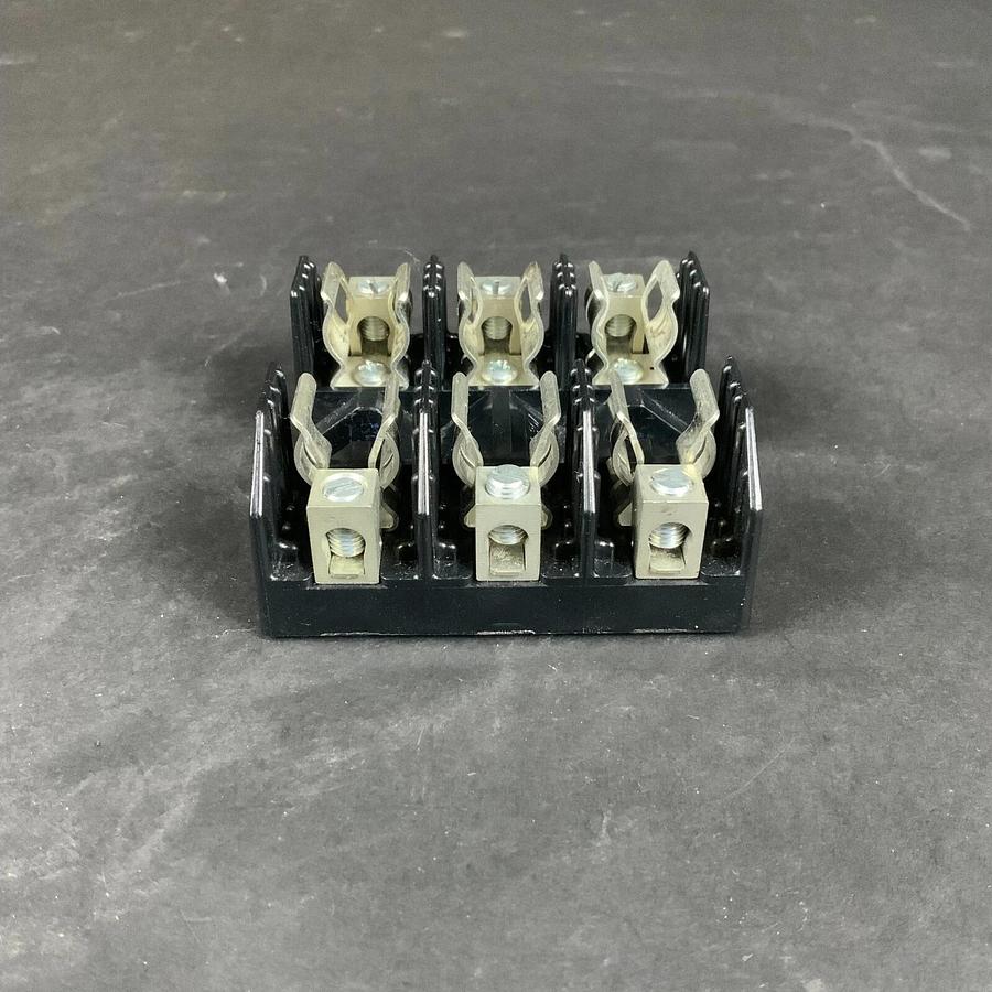 Used BUSSMANN EATON H25030-3C FUSE HOLDER ($4.50 OBO)