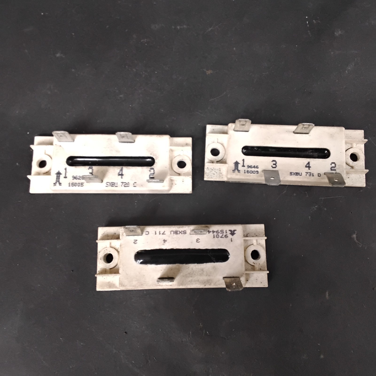 Used ABB SXBU731D CLAMPING RESISTORS - GROUP OF 3 ($30 OBO)