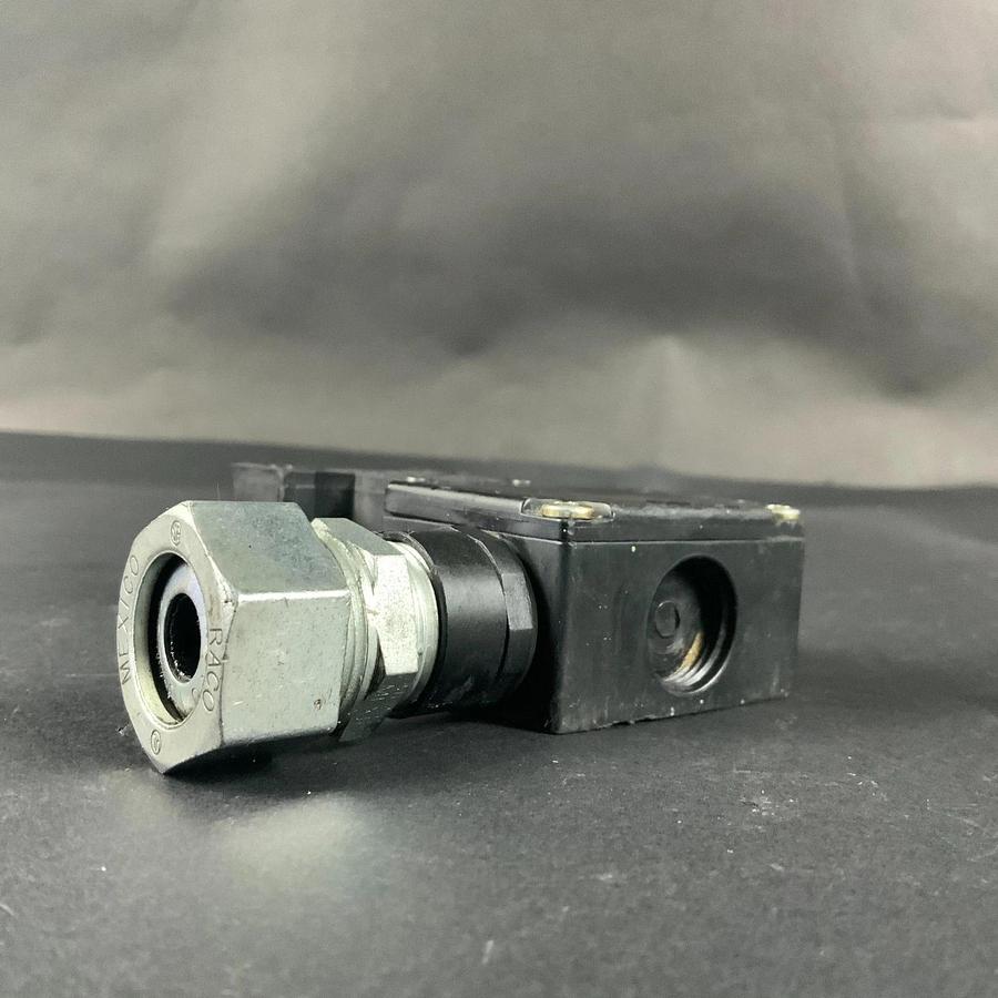 Used SCHMERSAL AZ16-12ZVRK SAFETY INTERLOCK SWITCH ($35 OBO)