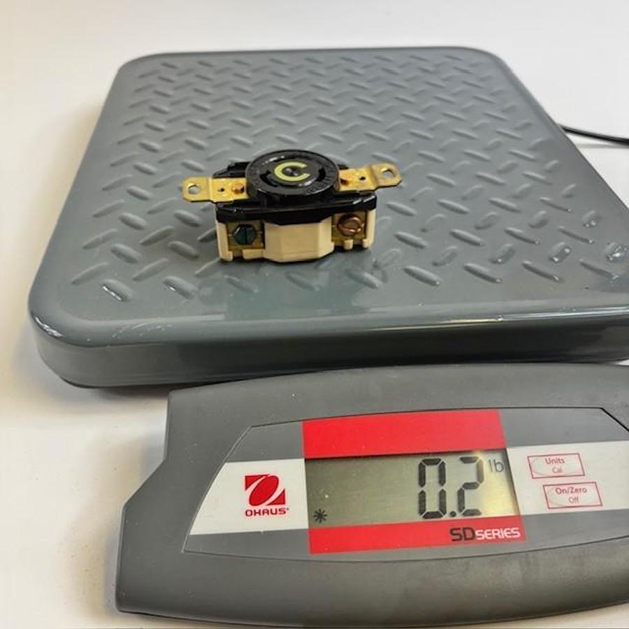 Used HUBBELL HBL2610A 30A RECEPTACLE PLUG