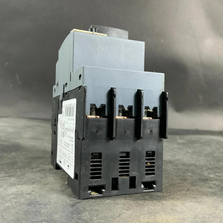 Used SIEMENS 3RV2011-1JA15 SIRIUS CIRCUIT BREAKER ($25 OBO)