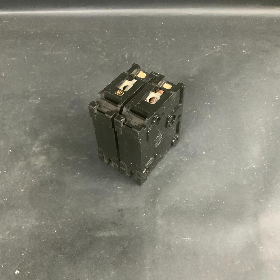 Used ITE QP215 CIRCUIT BREAKER ($10 OBO)