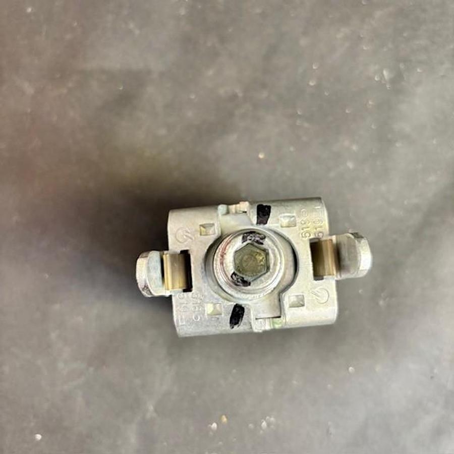 Used WOHNER 01318 BUSBAR TERMINAL