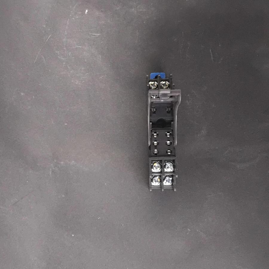 Used IDEC SJ2S-05B RELAY ($10 OBO)