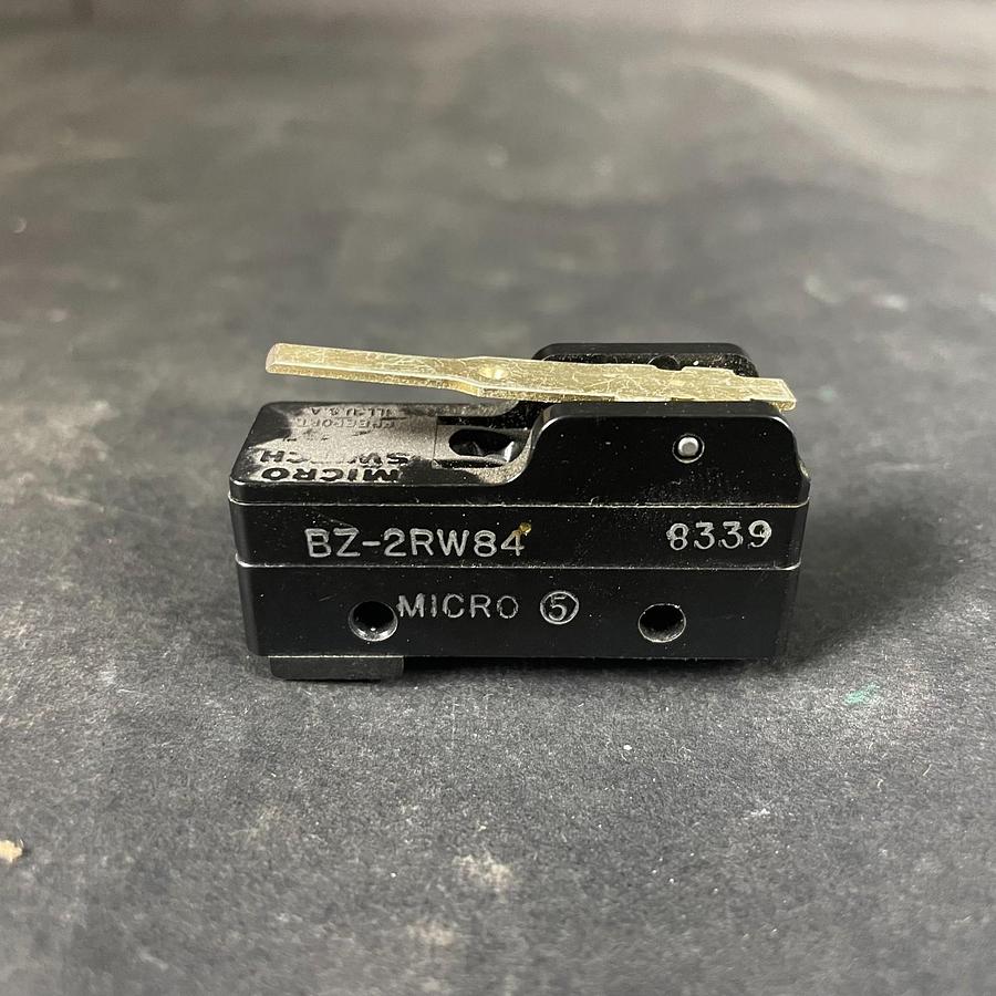 Used HONEYWELL BZ-2RW84 - MICROSWITCH