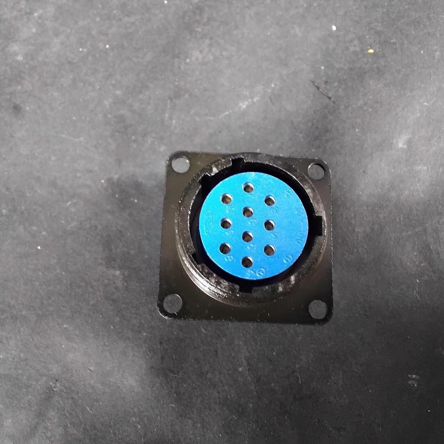 Used DDK 021-010 CABLE PLUG CONNECTOR 10-PIN ($4 OBO)