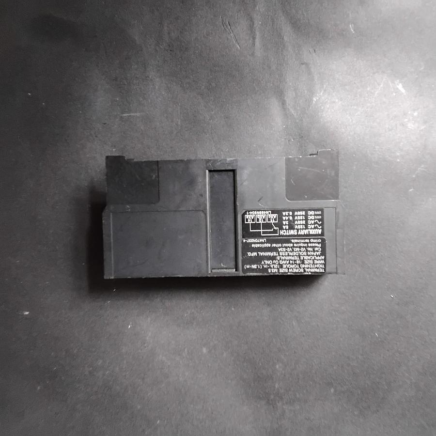 Used MITSUBISHI N470N237-4 AUXILIARY SWITCH ($19.99 OBO)