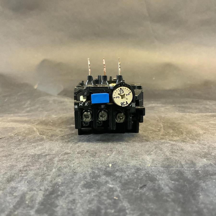 Used MITSUBISHI TH-N12 2-3A OVERLOAD RELAY ($10 OBO)