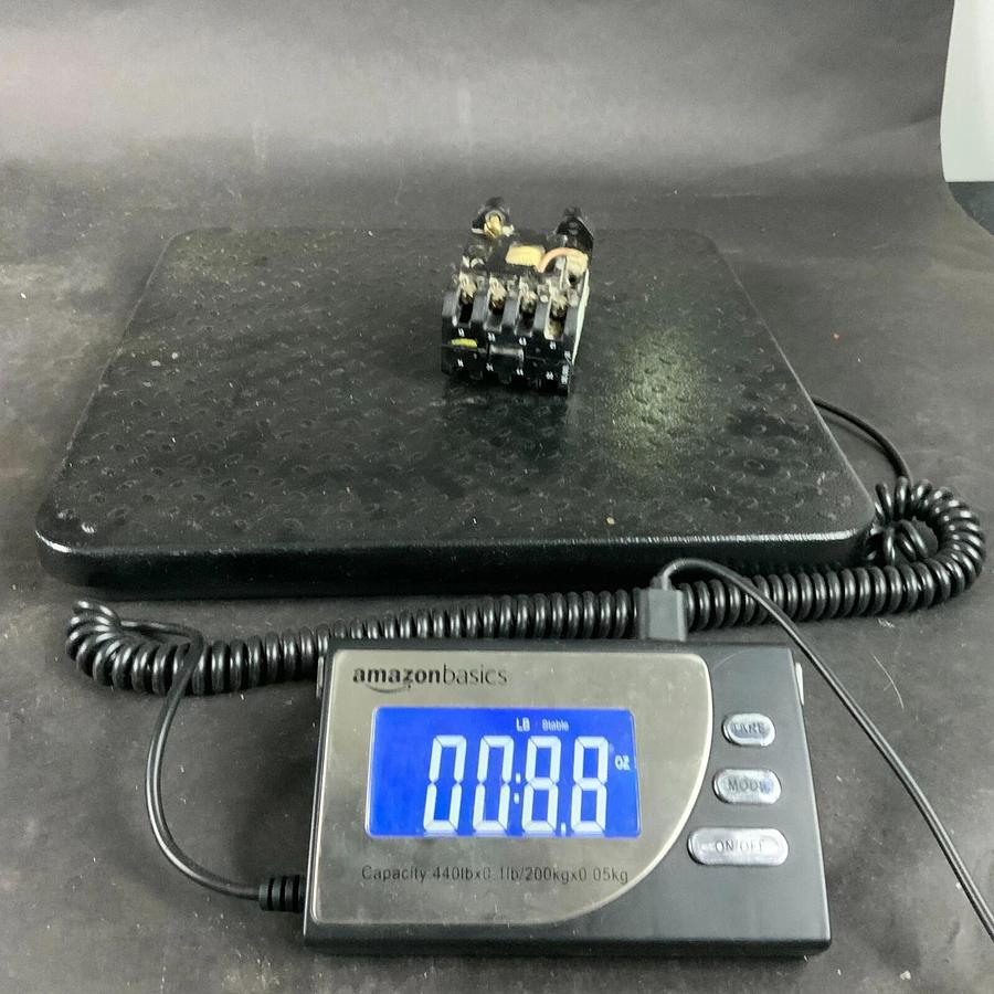 Used KLOCKNER MOELLER DIL00L-31-NA CONTACTOR ($30 OBO)