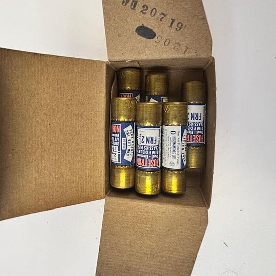Used BUSSMANN FRN-2-1/2 FUSETRON FUSES - SET OF 6
