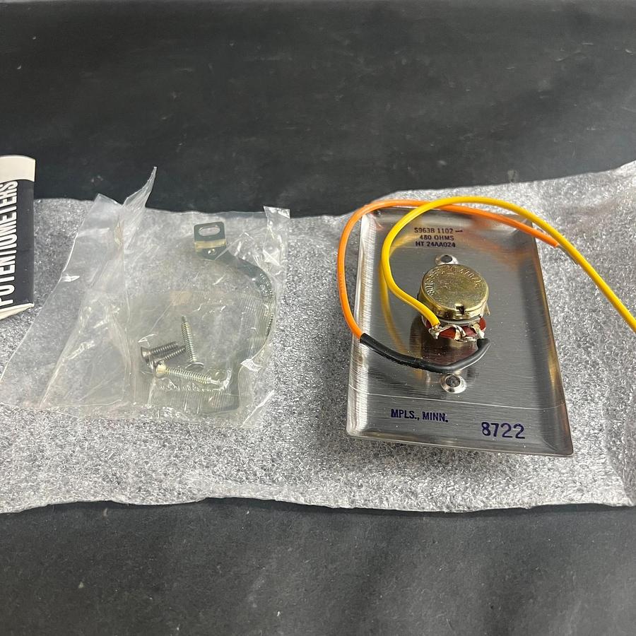 Used CARRIER S963B1102 MANUAL POTENTIOMETER ($75 OBO)