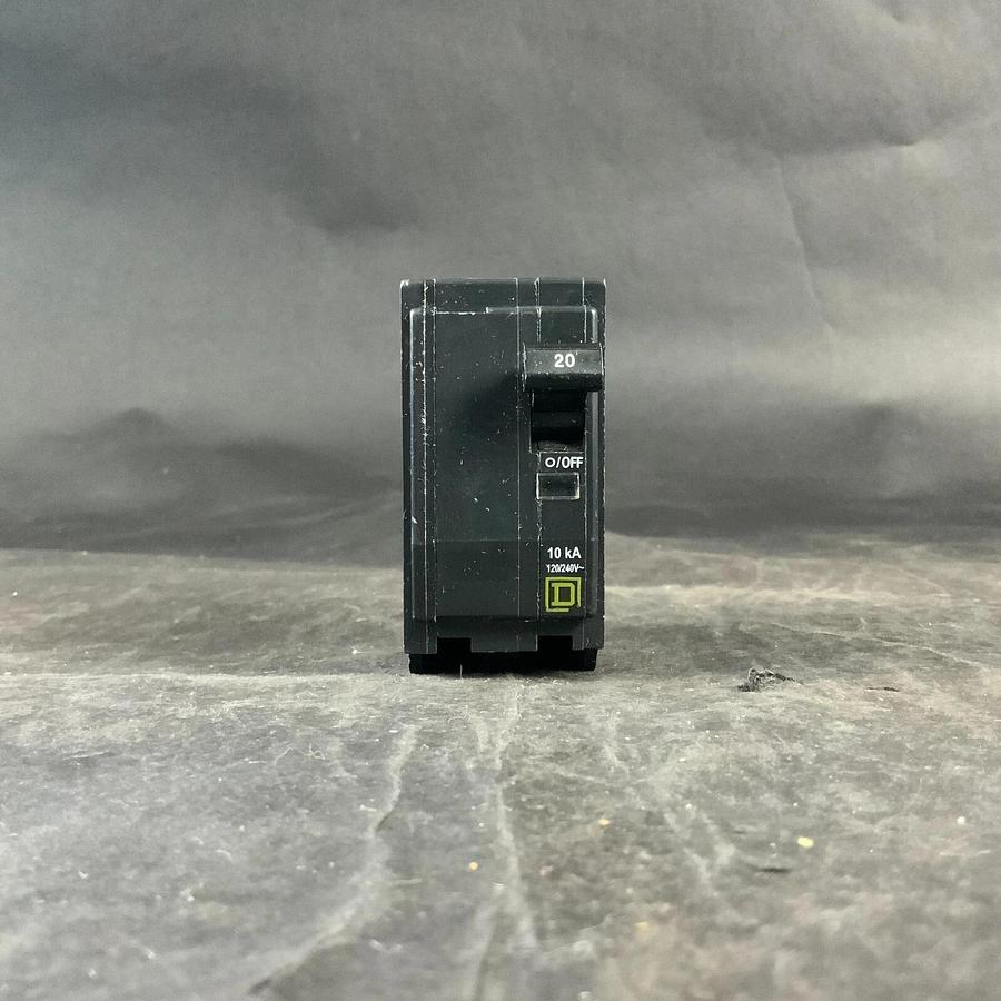 Used SQUARE D QO220 MINI CIRCUIT BREAKER ($20 OBO)