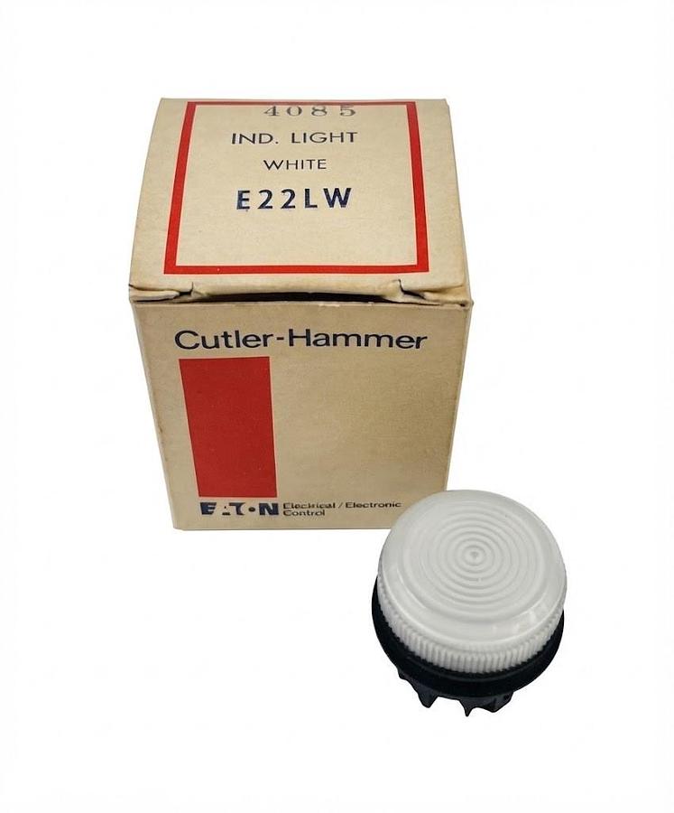 Used CUTLER-HAMMER E22LW WHITE INDICATOR LIGHT