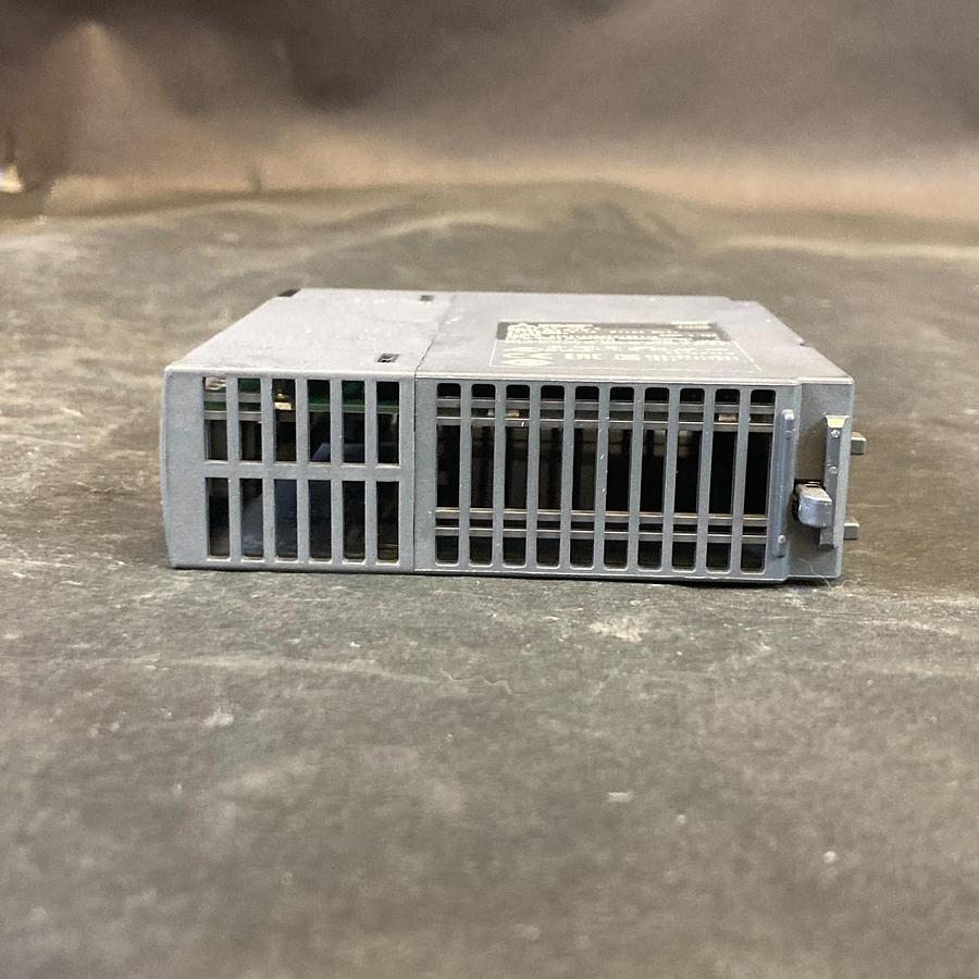 Used MITSUBISHI OUTPUT UNIT QY81P MELSEC-Q PLC ($20 OBO)
