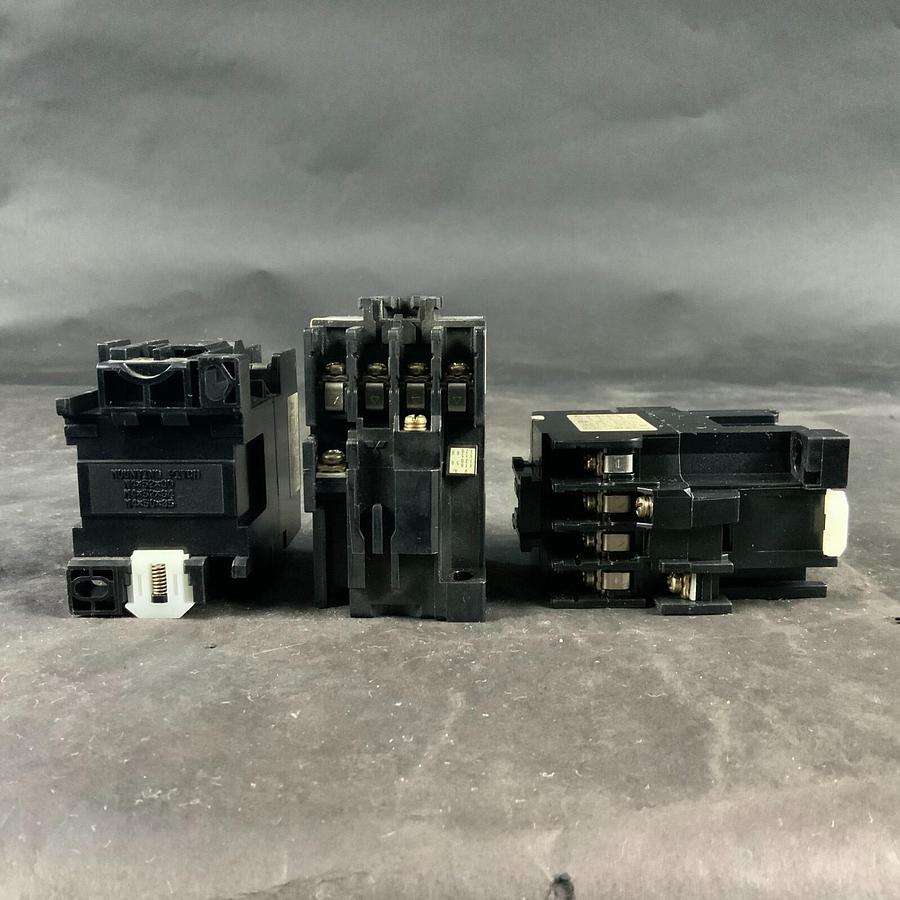 Used MITSUBISHI MSO-K11 UL CONTACTOR - SET OF 3 ($60 OBO)