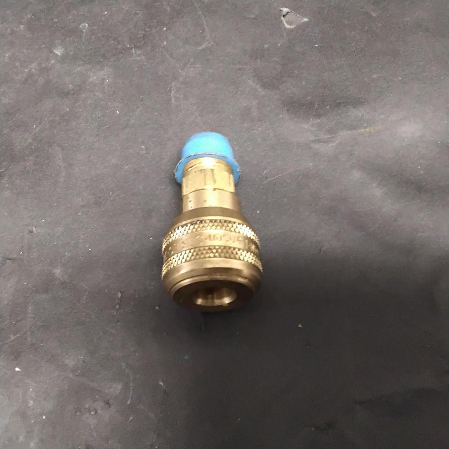 Used EATON 3000 SERIES QUICK-CONNECT COUPLING HOSE ($10 OBO)
