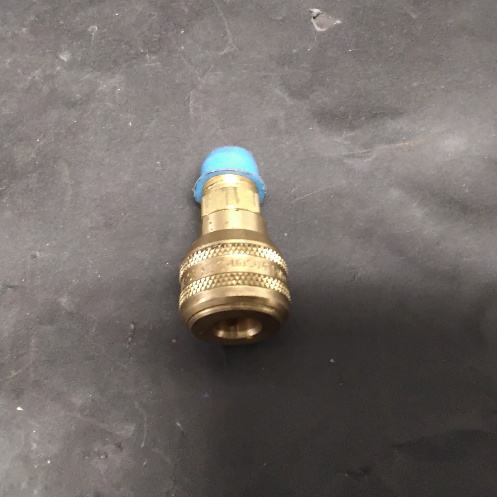 Used EATON 3000 SERIES QUICK-CONNECT COUPLING HOSE ($10 OBO)