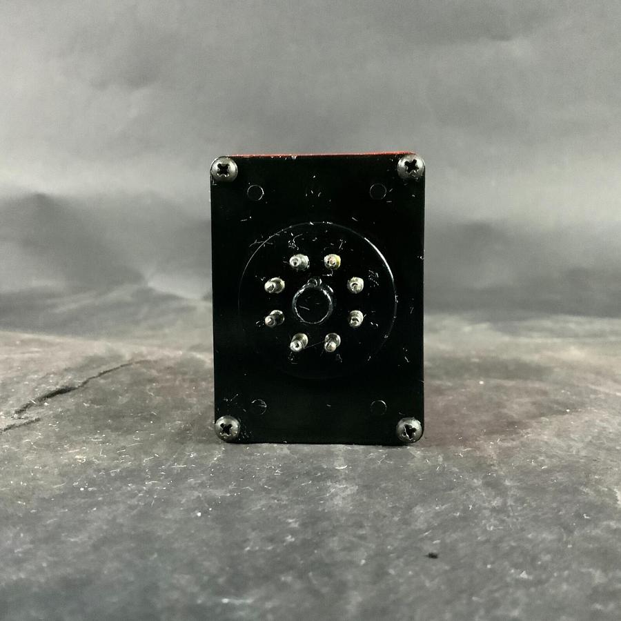 Used RED LION CONTROLS APSIS000 - OCTAL PLUG-IN ($220 OBO)