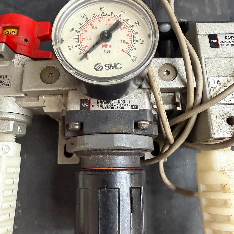 Used SMC NAR3000-N03 W/ NAV3000-N03-5DZ FILTER ASDEMBLY ($70 OBO)