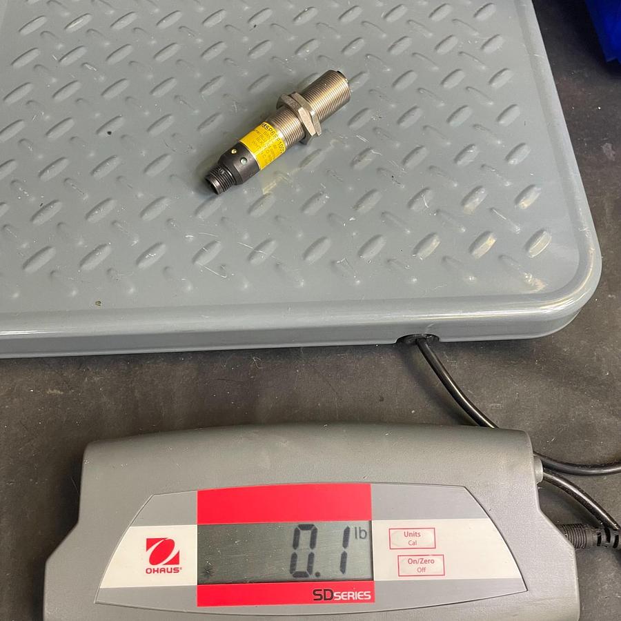 Used BANNER ENGINEERING M18SP6FF100Q EZ-BEAM PHOTOELECTRIC SENSOR INDUSTRIAL OEM