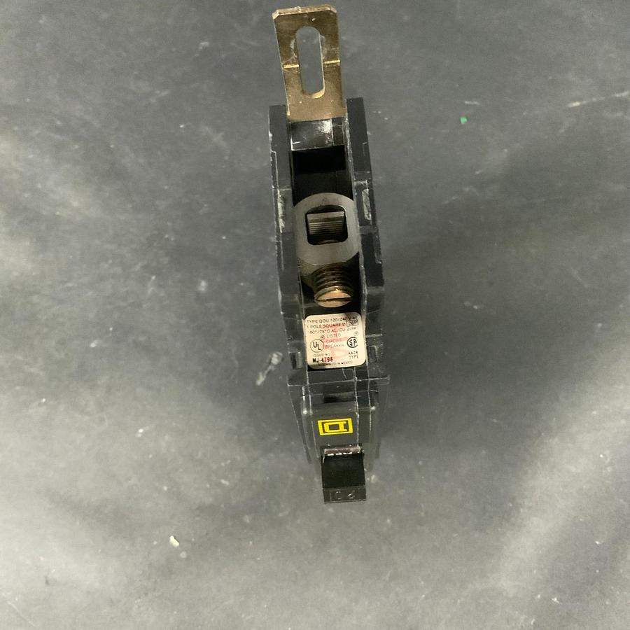 Used SQUARE D QOU 120 CIRCUIT BREAKER ($10 OBO)