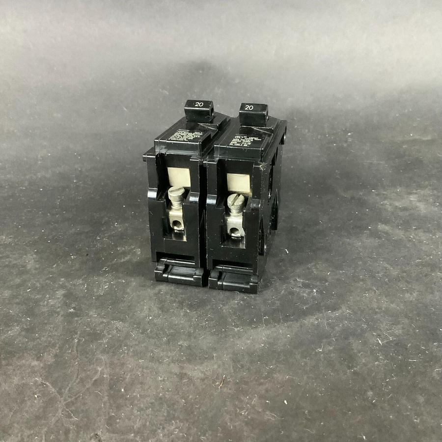 Used SIEMENS ITE BQ2B020L CIRCUIT BREAKER ($15 OBO)