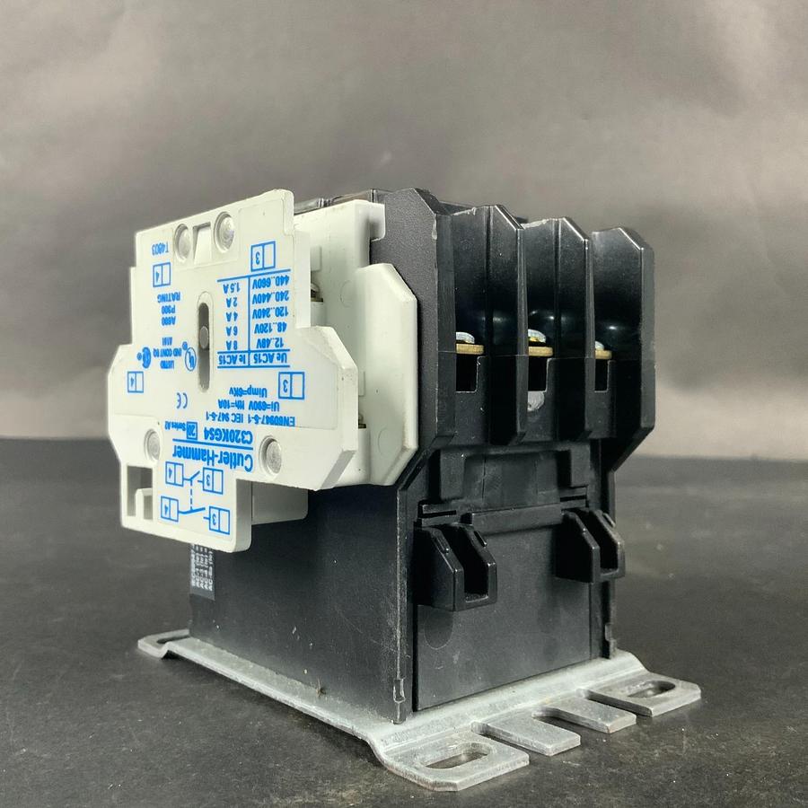 Used EATON C25DND330 DEFINITE PURPOSE CONTACTOR ($25 OBO)