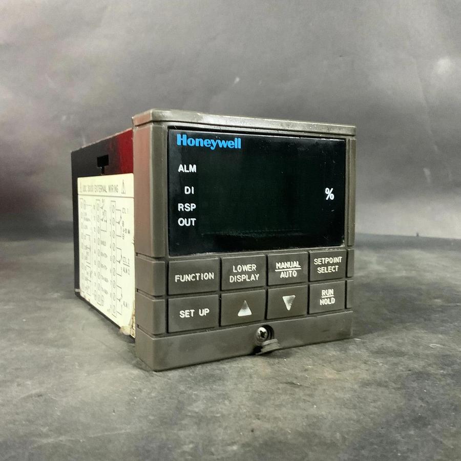 Used HONEYWELL UDC3000 VERSA-PRO DIGITAL CONTROLLER ($130 OBO)