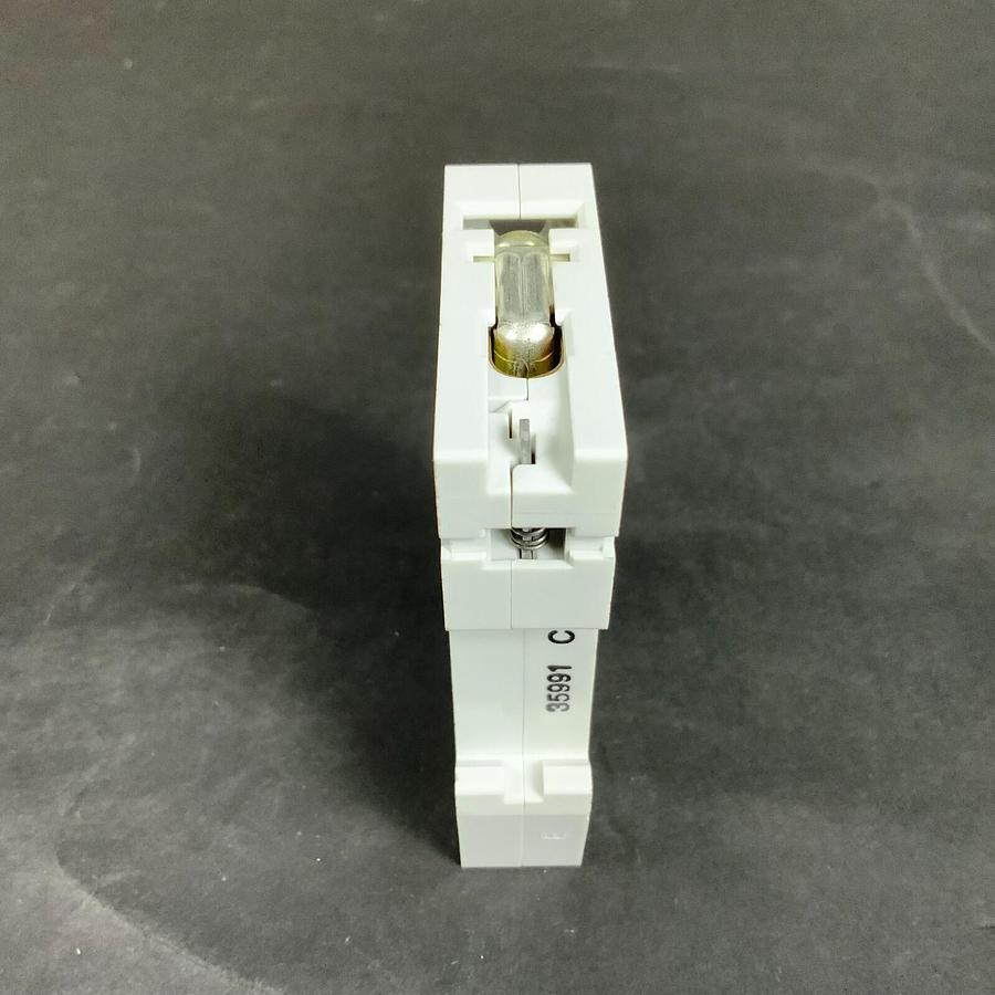Used SIEMENS 5SX21-C2 CIRCUIT BREAKER ($7 OBO)
