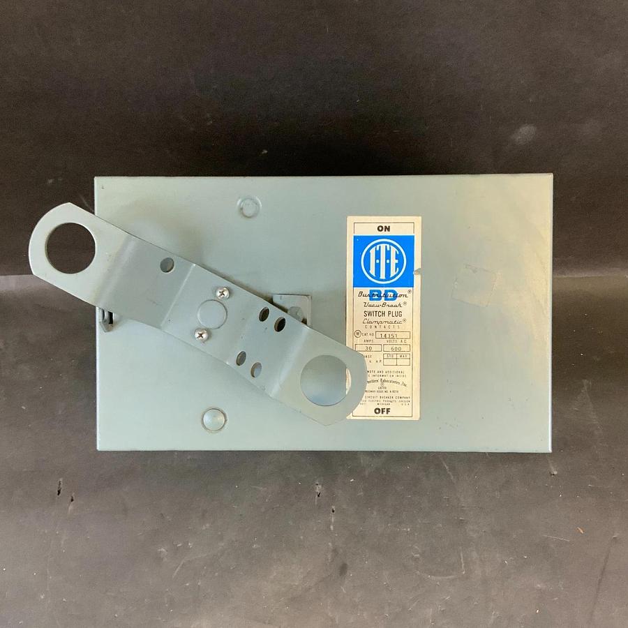 Used ITE 14351 FUSIBLE VACU-BREAK SWITCH PLUG ($200 OBO)
